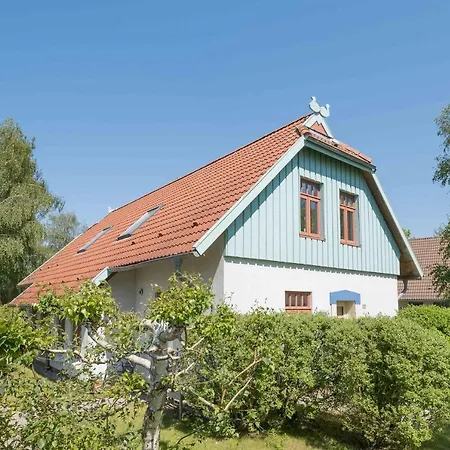 Ferienhaussiedlung Strandperlen Sanddornhof 4b * Wustrow (Fischland)