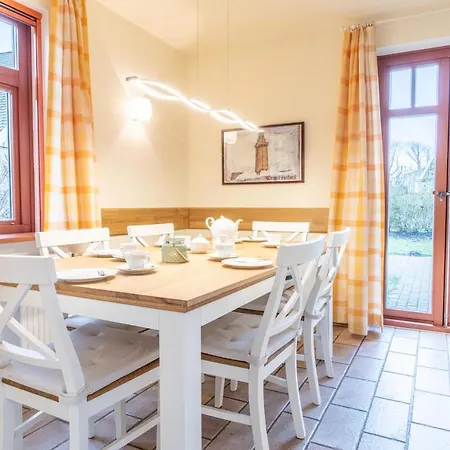 Ferienhaussiedlung Strandperlen Sanddornhof 4b 別荘 ヴストロ