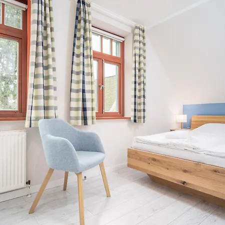 別荘 Ferienhaussiedlung Strandperlen Sanddornhof 4b ヴストロ